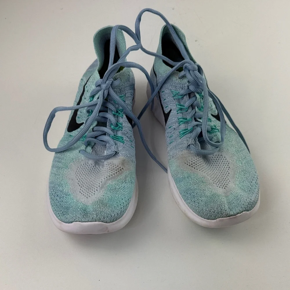 Nike Women's Aqua and Black Athletic Shoes - Picture 2 of 10